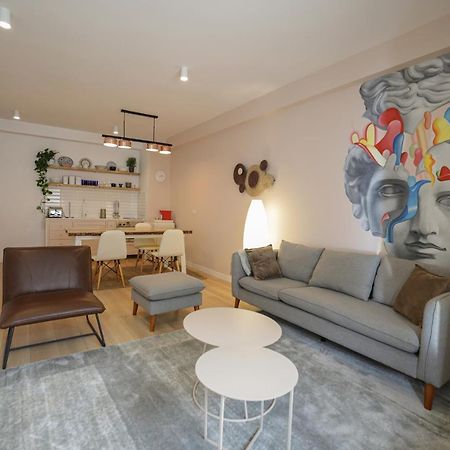 Apollo Apartment By Holistay Tirana Kültér fotó