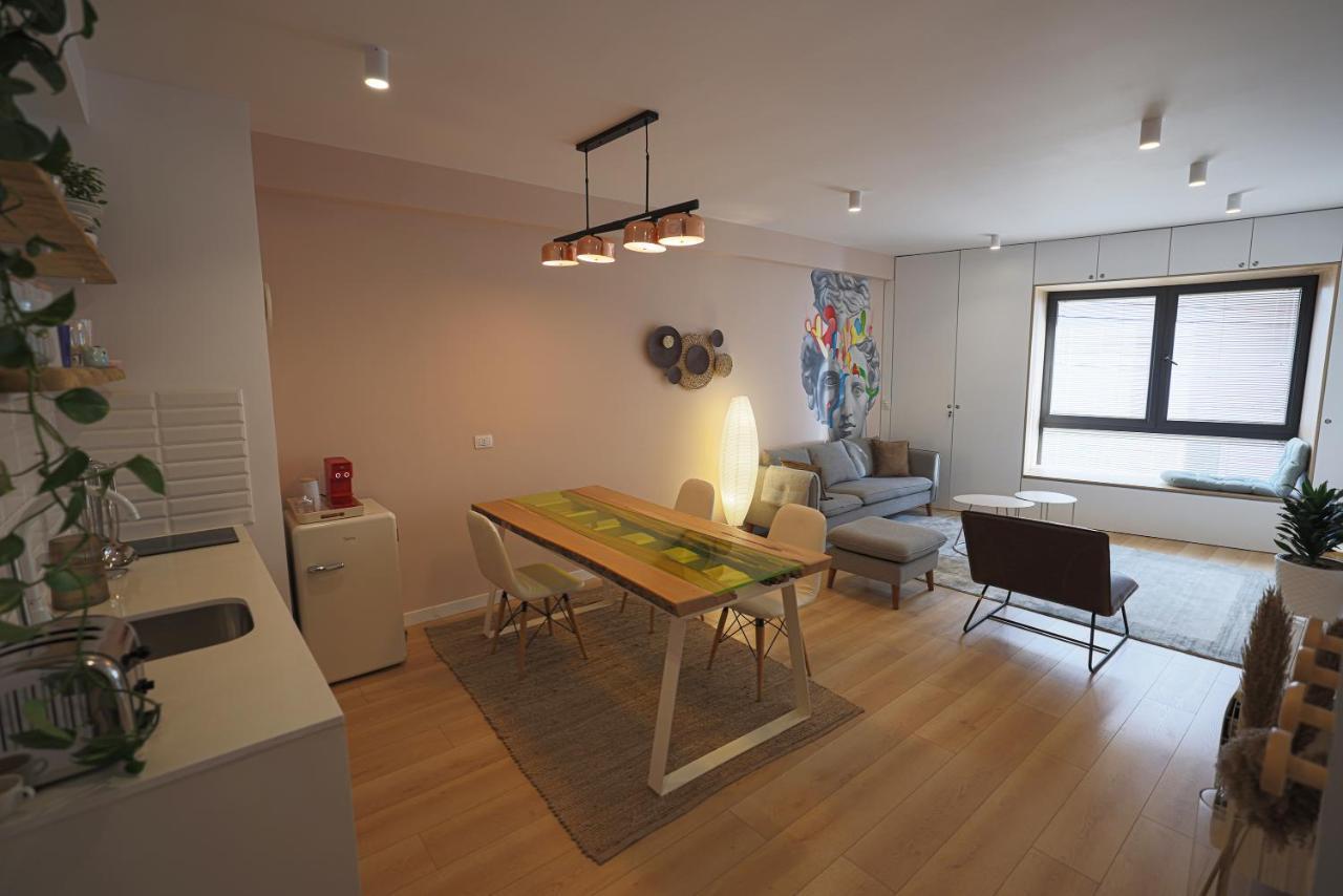 Apollo Apartment By Holistay Tirana Kültér fotó