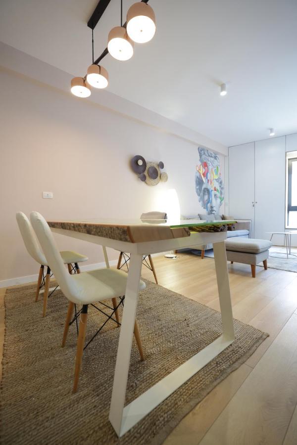 Apollo Apartment By Holistay Tirana Kültér fotó