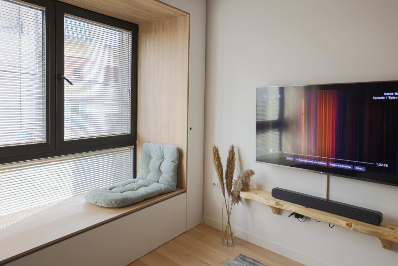 Apollo Apartment By Holistay Tirana Kültér fotó