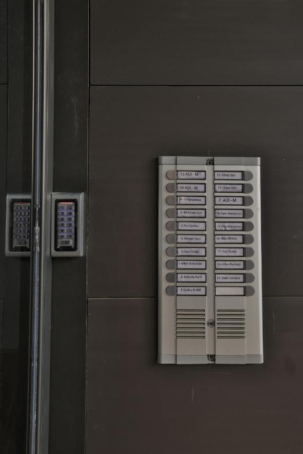Apollo Apartment By Holistay Tirana Kültér fotó